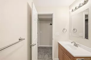 5681 S Catawba Way, Aurora, CO 80016 - Photo 33