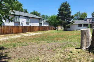 256 S 2nd Ave, Brighton, CO 80601 - Photo 9