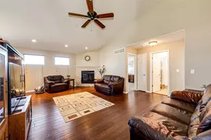 56401 E 37th Ct, Strasburg, CO 80136 - Photo 11