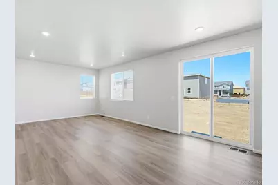 4621 Sunsplash Way, Johnstown, CO 80534 - Photo 9