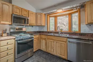 952 Steamboat Valley Rd, Lyons, CO 80540 - Photo 17