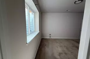 951 N Vandriver Way, Aurora, CO 80018 - Photo 21