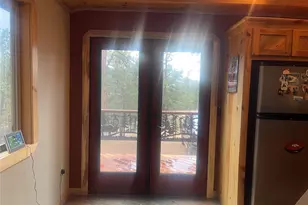 110 Wallace Dr, Florissant, CO 80816 - Photo 15