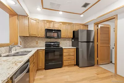 1900 E Girard Place #806, Englewood, CO 80113 - Photo 9