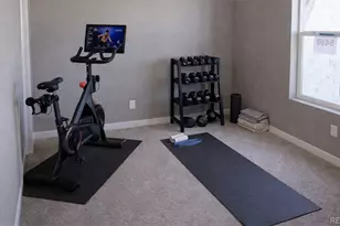 5423 N Eaton Pk Wy, Aurora, CO 80019 - Photo 7