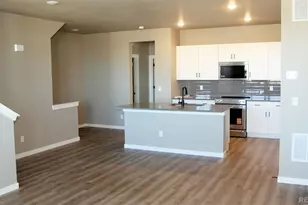 5423 N Eaton Pk Wy, Aurora, CO 80019 - Photo 5