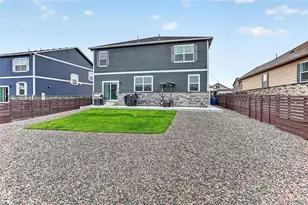 27671 E Byers Ave, Aurora, CO 80018 - Photo 33