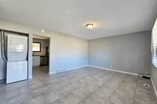 5542 Scranton St, Denver, CO 80239 - Photo 3