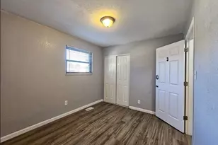 5542 Scranton St, Denver, CO 80239 - Photo 11