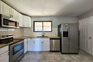 5542 Scranton St, Denver, CO 80239 - Photo 5