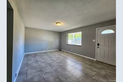 5542 Scranton Street, Denver, CO 80239 - Photo 25