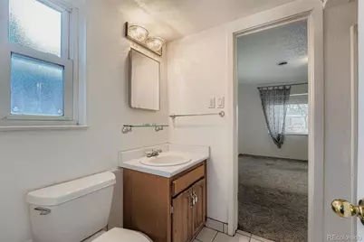 1072 Racine Street, Aurora, CO 80011 - Photo 17