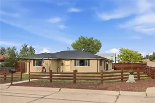 710 4th St, Bennett, CO 80102 - Photo 1