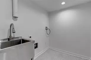 99 S Flower St, Lakewood, CO 80226 - Photo 33