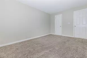 11852 E 16th Ave, Aurora, CO 80010 - Photo 5