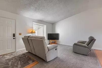 3911 S Ensenada Court, Aurora, CO 80013 - Photo 5