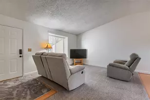 3911 S Ensenada Ct, Aurora, CO 80013 - Photo 5