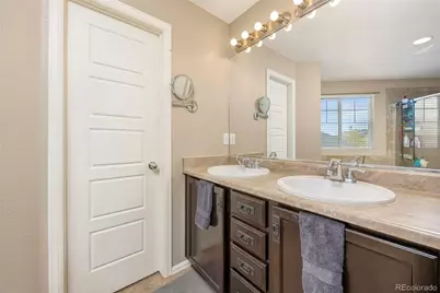 123 N Jamestown Way, Aurora, CO 80018 - Photo 17