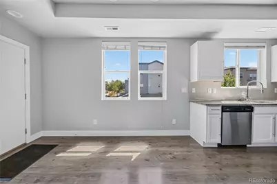 16073 E Warner Place, Denver, CO 80239 - Photo 15