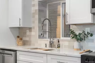 1623 E 30th Avenue, Denver, CO 80205 - Photo 3