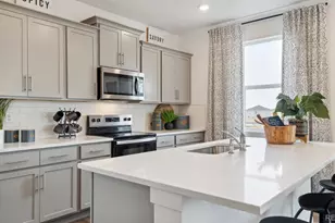 13936 Garnet Dr, Longmont, CO 80504 - Photo 9