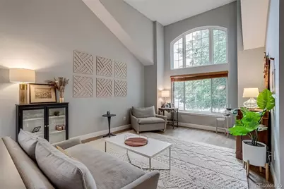 8927 Green Meadows Lane, Littleton, CO 80126 - Photo 5