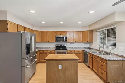 12087 Ivy Court, Brighton, CO 80602 - Photo 7