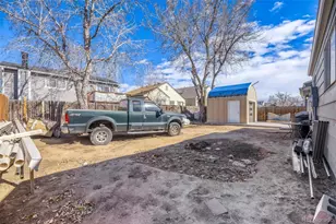 19093 E 22nd Dr, Aurora, CO 80011 - Photo 17