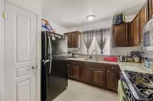19093 E 22nd Dr, Aurora, CO 80011 - Photo 5