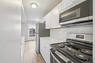 904 Excalibur St, Lafayette, CO 80026 - Photo 3