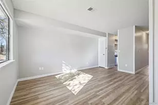 904 Excalibur St, Lafayette, CO 80026 - Photo 7