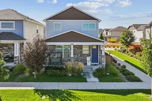 749 N Quemoy St, Aurora, CO 80018 - Photo 1