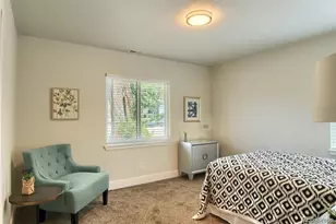 3075 S Grape Way, Denver, CO 80222 - Photo 17