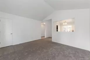 1728 Eagle St, Aurora, CO 80011 - Photo 3