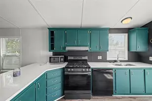 1645 F St, Golden, CO 80401 - Photo 3