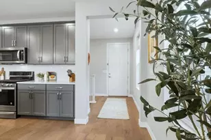 1925 Canyonpoint Ln, Castle Pines, CO 80108 - Photo 3