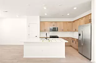 28731 E 5th Pl, Watkins, CO 80137 - Photo 9
