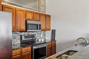 15475 Andrews Dr, Denver, CO 80239 - Photo 9