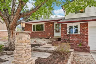 956 Mountain View Dr, Castle Rock, CO 80104 - Photo 3