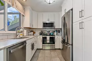 3821 S Ceylon Way, Aurora, CO 80013 - Photo 9