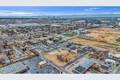 6322 Ivanhoe Street, Commerce City, CO 80022 - Photo 31