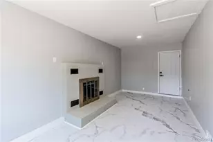 1170 Kingston St, Aurora, CO 80010 - Photo 9