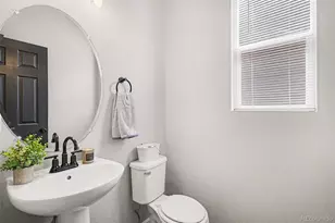 4726 Hannibal St, Denver, CO 80239 - Photo 15
