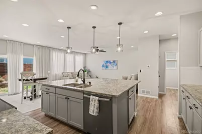 4726 Hannibal Street, Denver, CO 80239 - Photo 9