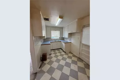 5209 E Thrill Place, Denver, CO 80207 - Photo 9