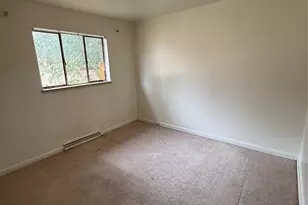 5209 E Thrill Pl, Denver, CO 80207 - Photo 5