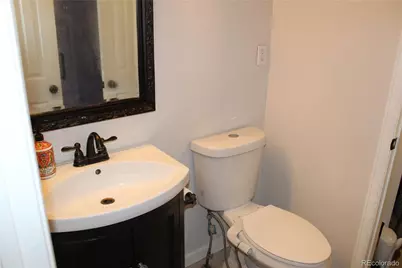 291 S Nome Street, Aurora, CO 80012 - Photo 31