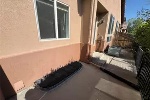 4505 S Auckland Ct, Aurora, CO 80015 - Photo 3