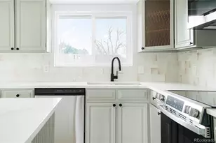 5043 Scranton St, Denver, CO 80239 - Photo 25