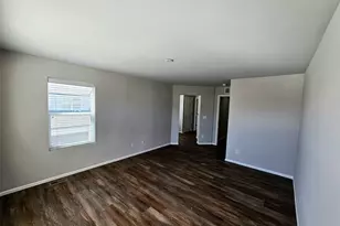 16019 E Elk Dr, Denver, CO 80239 - Photo 9